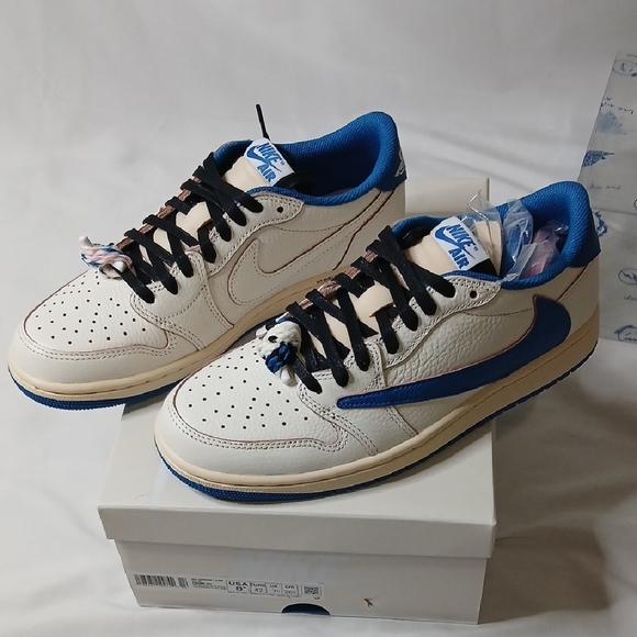 Nike Air Jordan 1 Low OG Travis Scott x Fragments main image 4